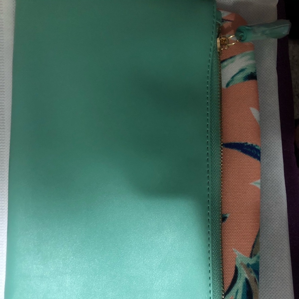 Fold over clutch purse